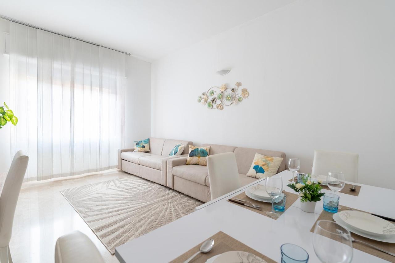 דירות מילאנו San Siro Big House Wifi Netflix Free Parking מראה חיצוני תמונה