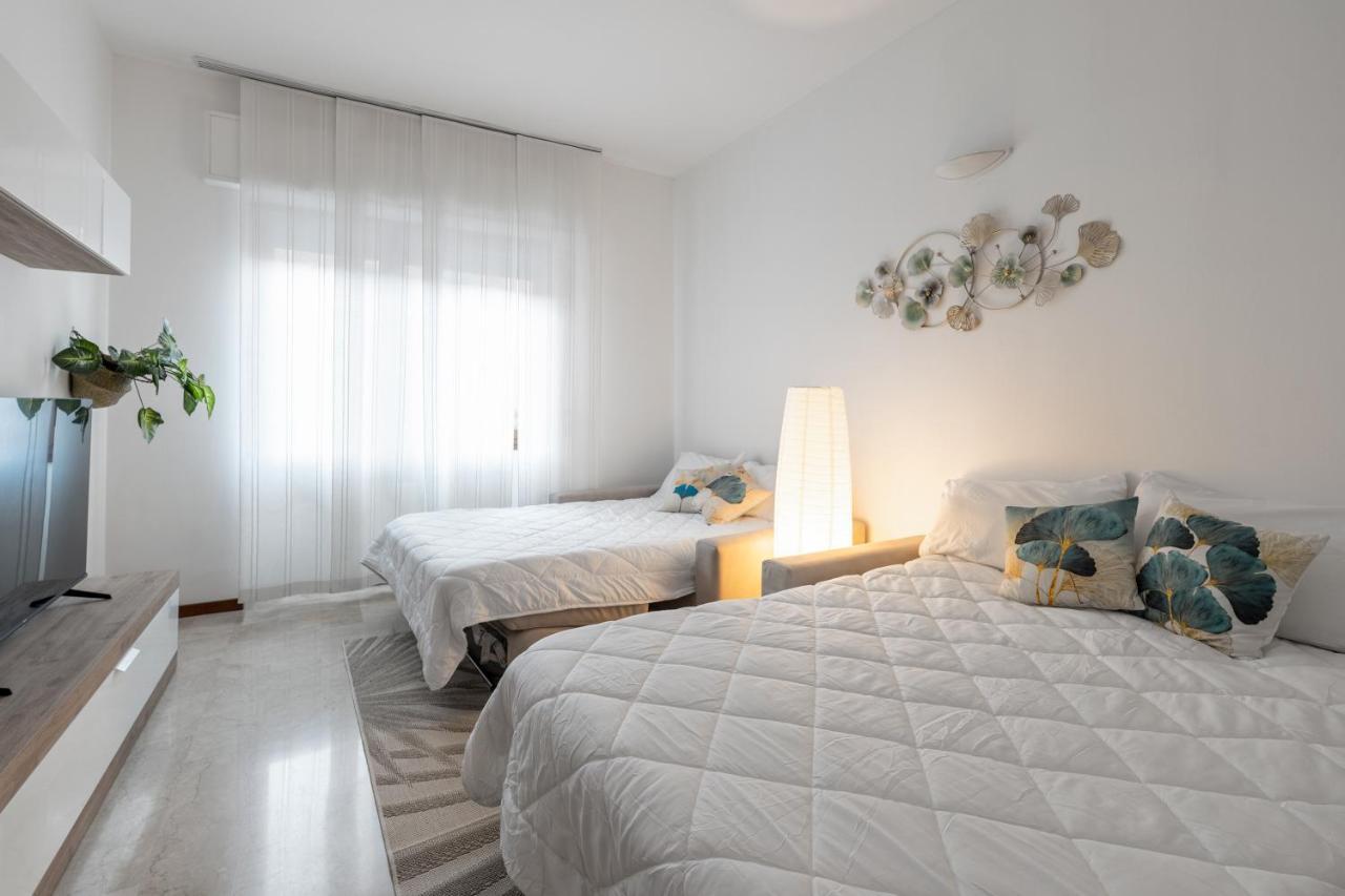 דירות מילאנו San Siro Big House Wifi Netflix Free Parking מראה חיצוני תמונה